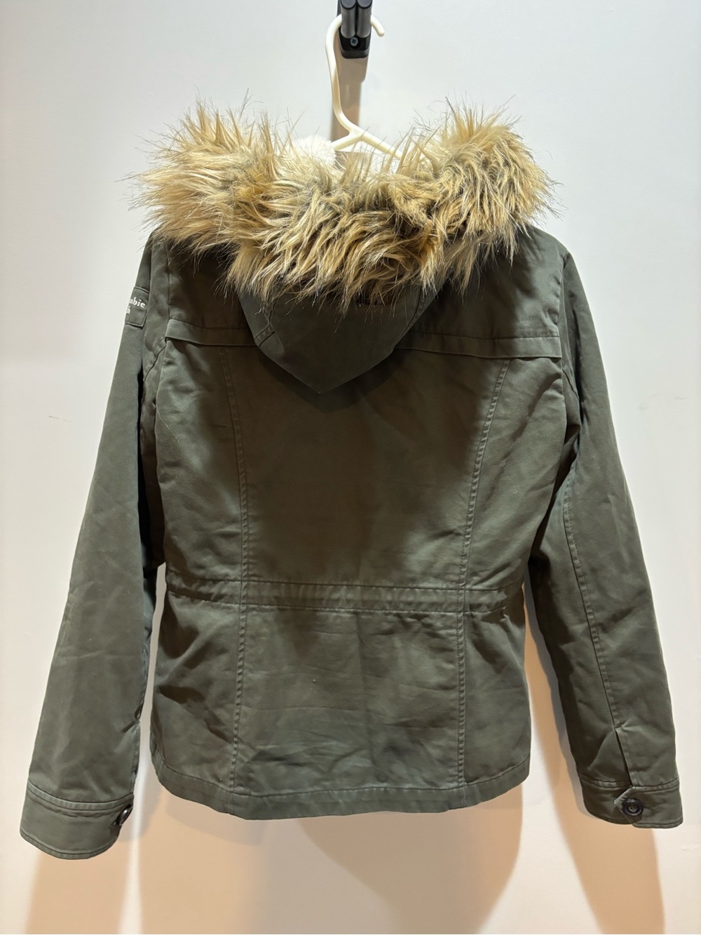Abercrombie & Fitch Olive Green Utility Parka with Faux Fur removable Hood - Picture 3 of 11